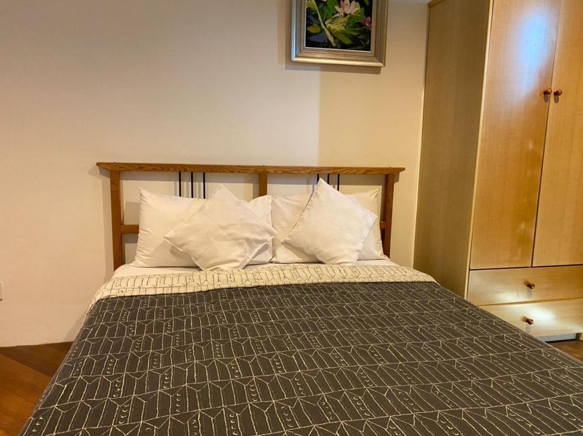 Wesberly Apartments Kuching Extérieur photo