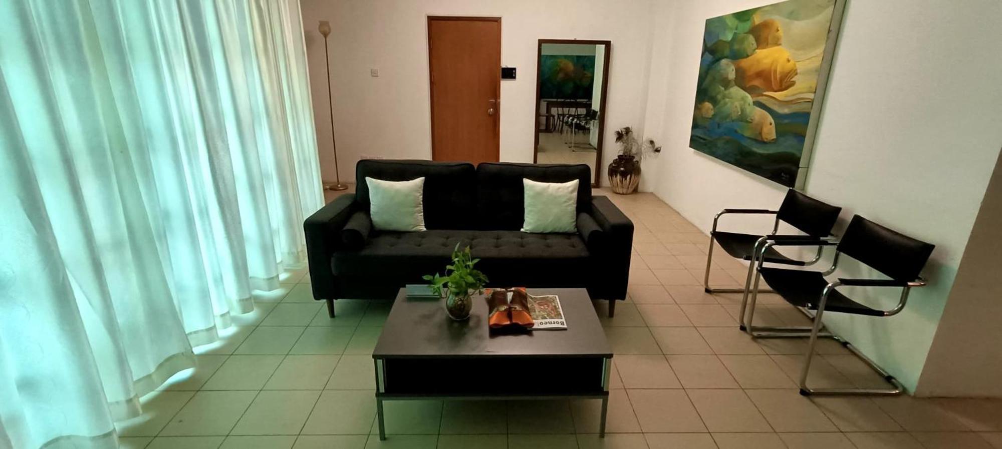 Wesberly Apartments Kuching Extérieur photo