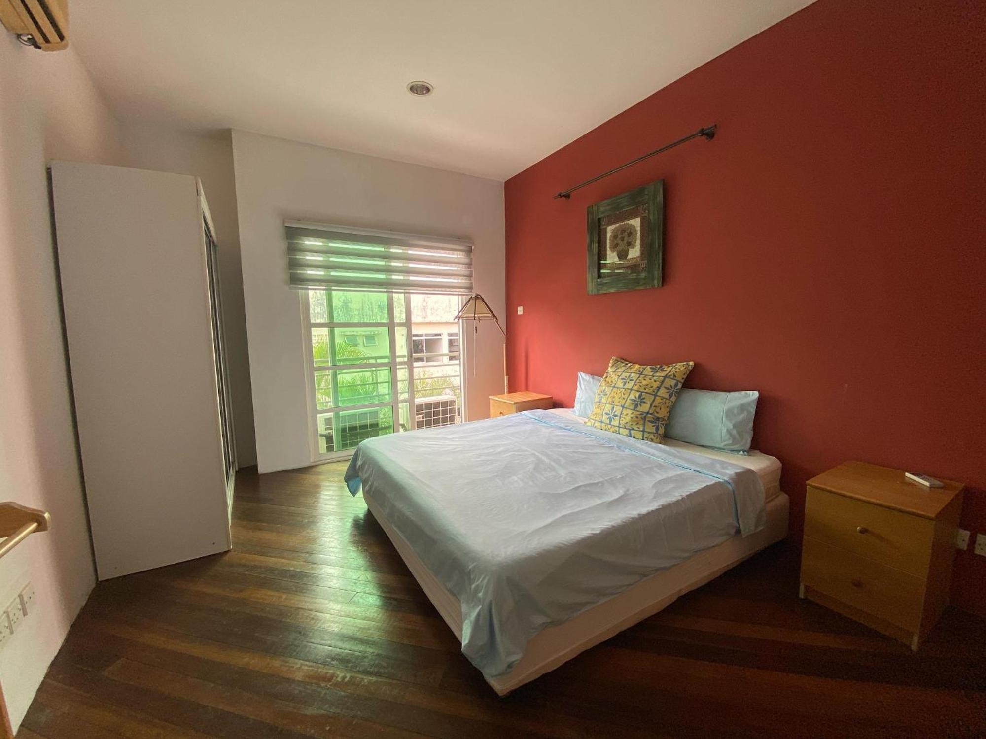 Wesberly Apartments Kuching Extérieur photo