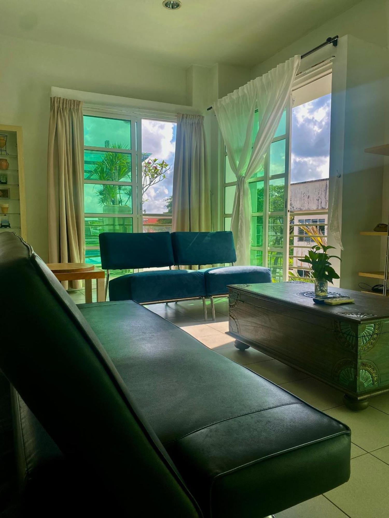 Wesberly Apartments Kuching Extérieur photo
